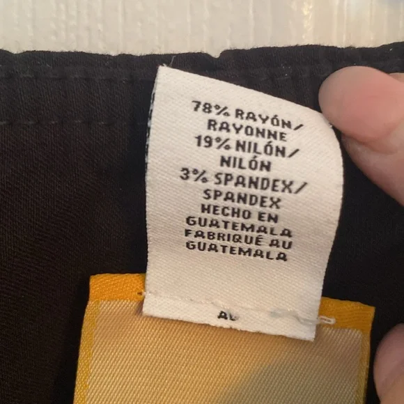 Ruby Rd. Pull-on Pants-size 16 - Picture 4 of 7